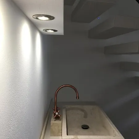 Mandralisca Garden Apartment *