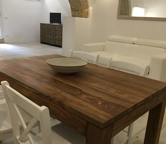 Mandralisca Garden Чефалу